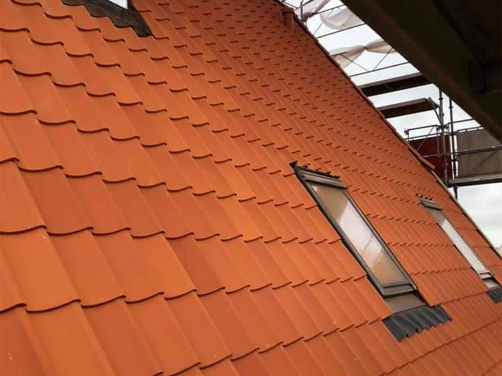 renovering og udskiftning af tag i samarbejde med hagelund tømrer/snedker