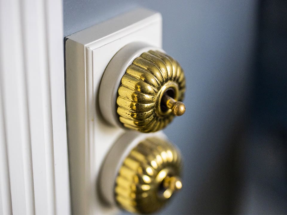 stikkontakter i forbindelse med renovering af hagelund tømrer/snedker